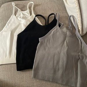 Free people run crop DUPE from Amazon, sz m